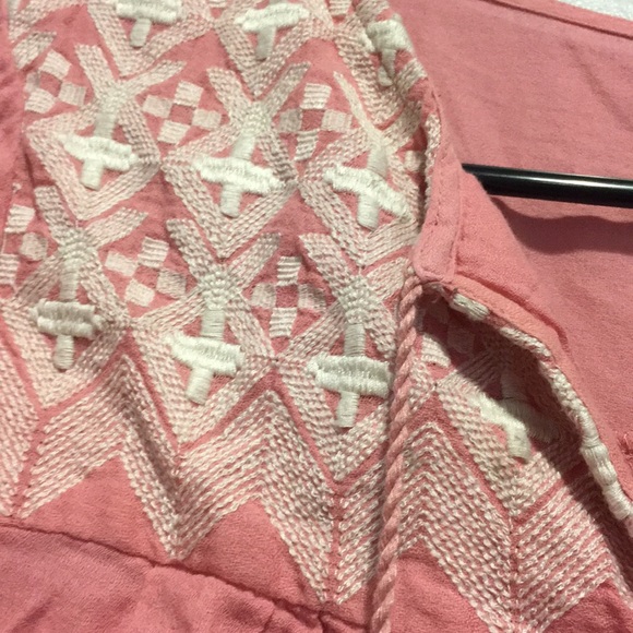 Embroidered Aztec Blouse - Picture 2 of 4